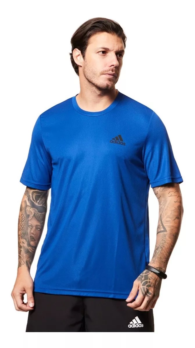 15189116727-camiseta-masculina-adidas-design-4-move-1.jpeg